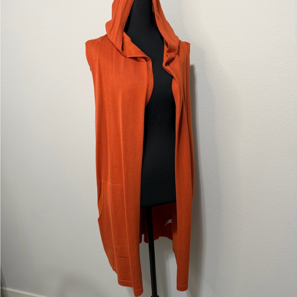 NWOT Cyrus Women’s Hooded CardiganW4